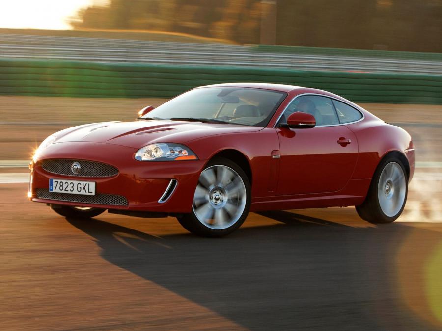  Jaguar XKR Coupe 2009 года  (фото 3 из 132)